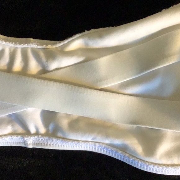 Vince Camuto White Bandeau Swim Top - Picture 6 of 9